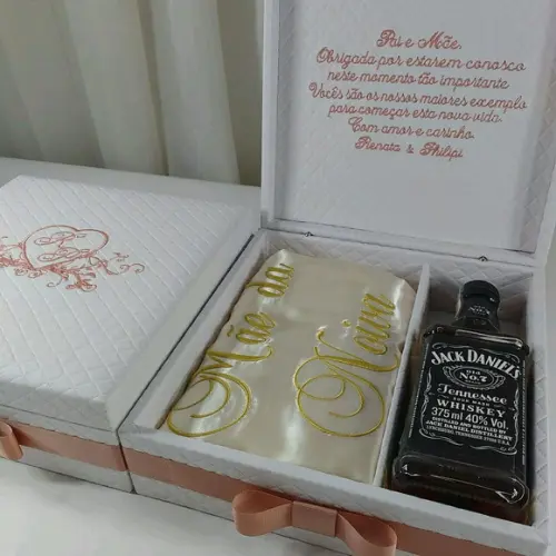 Caixas personalizadas