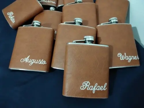 Cantil em Couro Personalizado Padrinhos