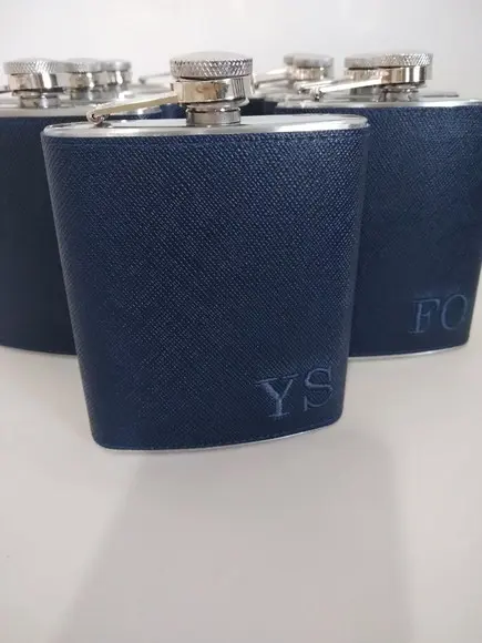 Cantil Em Couro Personalizado Padrinhos