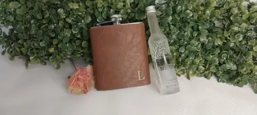 Cantil Personalizado em Couro