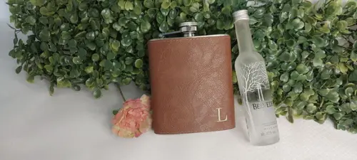 Cantil Personalizado em Couro