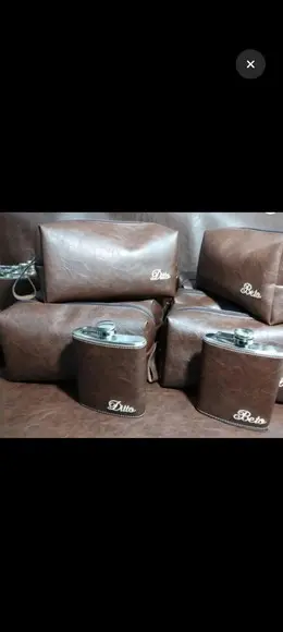 Kit Padrinho Nécessaire e Cantil em Couro.