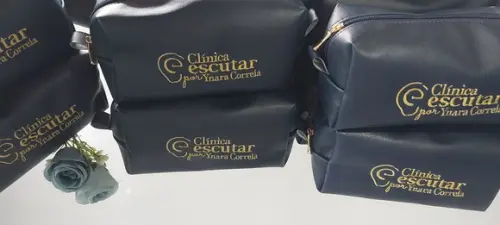 Necessaire Corporativa com Um Bordados