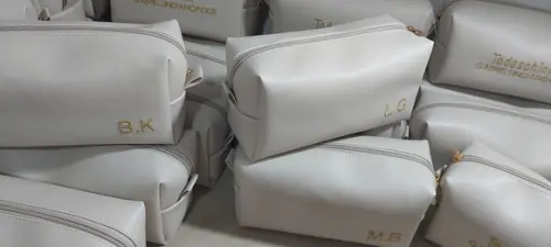 Necessaire Corporativa com Um Bordado