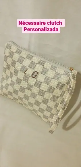 Necessaire em couro personalizada