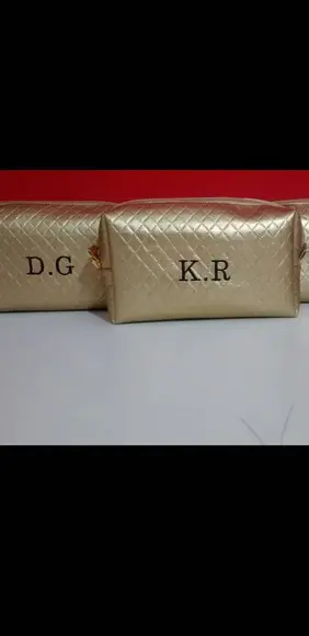 Necessaire em Couro Personalizada
