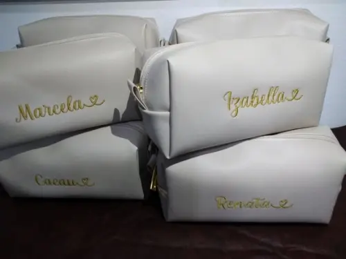 Necessaire em Couro Personalizada m