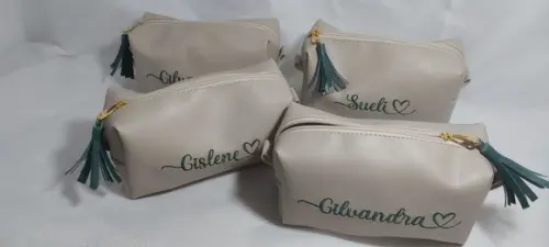 Necessaire em Couro Sintético