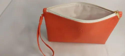 Necessaire Personalizada em Baixo Relevo