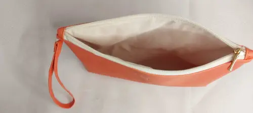 Necessaire Personalizada em Baixo Relevo