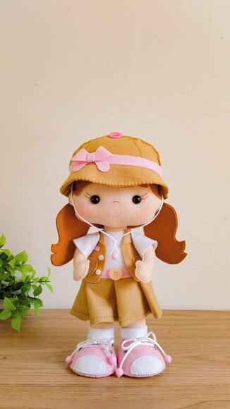 Boneca Safari 25cm