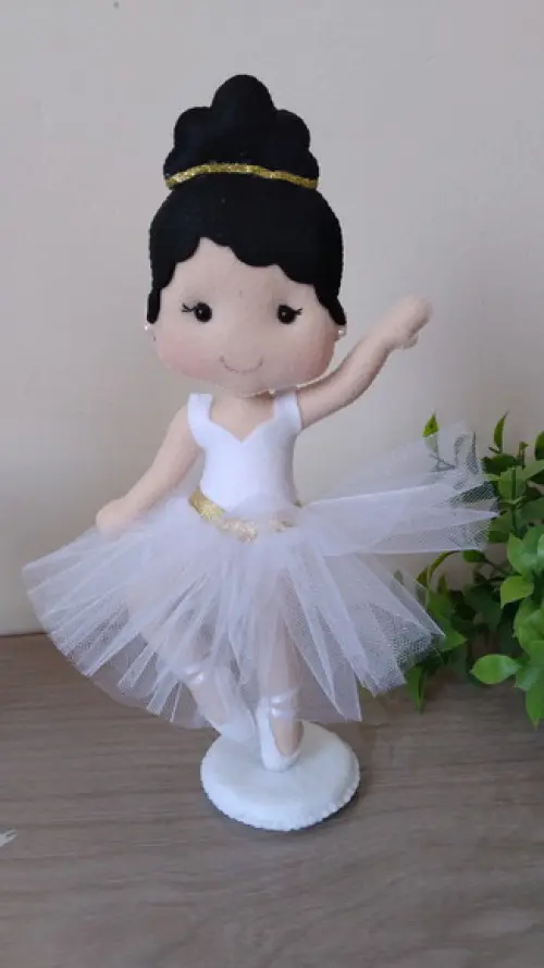 Bailarinas em feltro