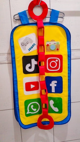 Recurso Visual Celular - Redes Sociais