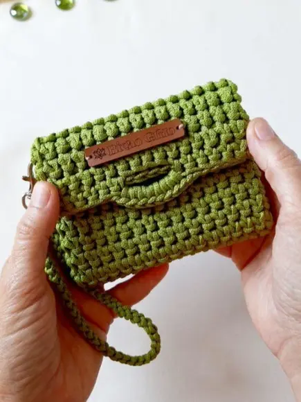 Mini Carteira Amora