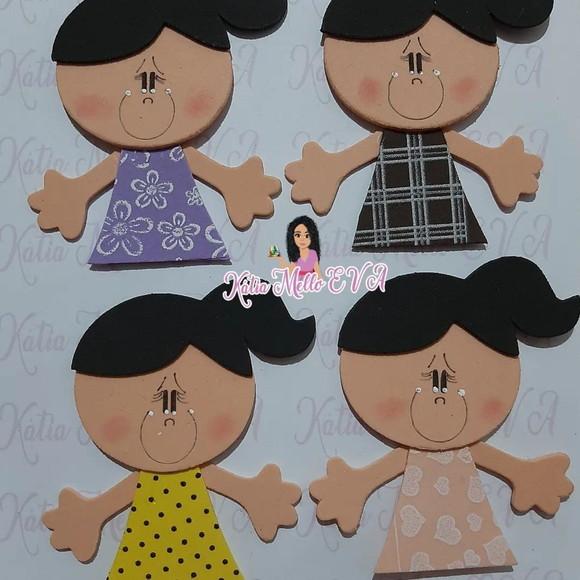 Boneca em eva
