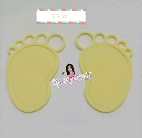 Chá de bebê em eva pezinho 7.5 cm