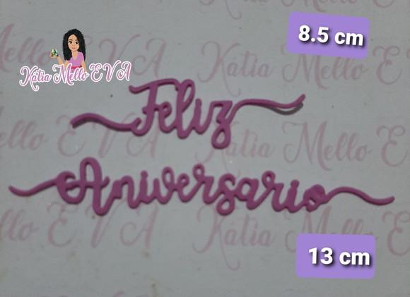 Feliz aniversário em eva 13 cm