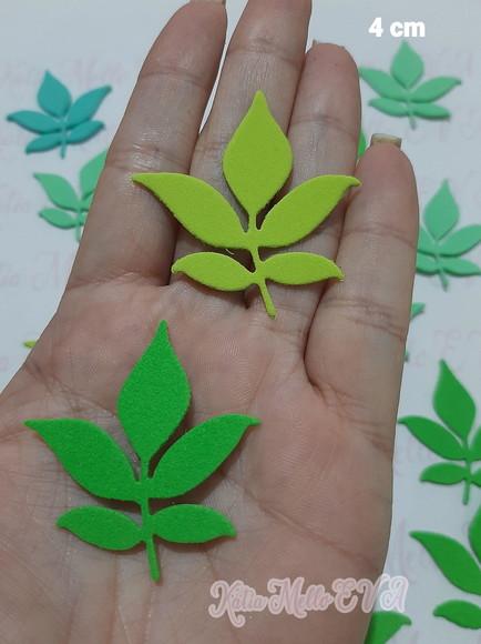 Folhas em Eva 4 cm