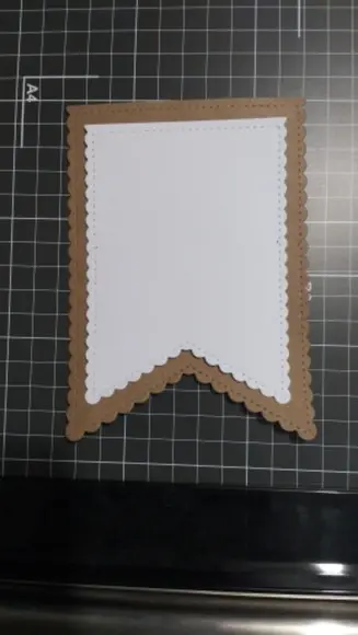14 cm Faca de Bandeirinha