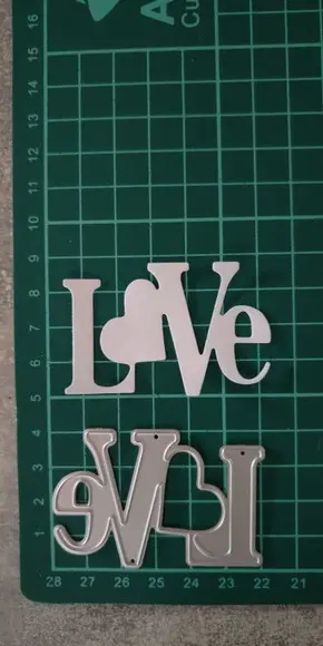 5 cm Faquinha Love