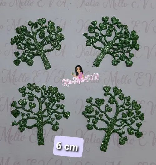 Árvore em eva 6 cm