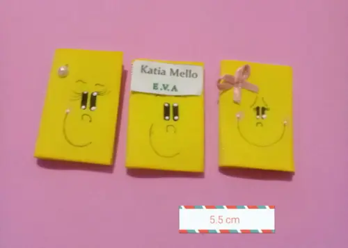 Livrinho em Eva 5,5 cm