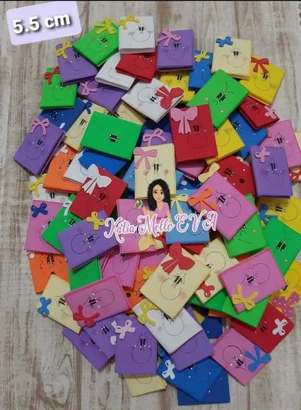 Livrinhos em Eva 5.5 cm