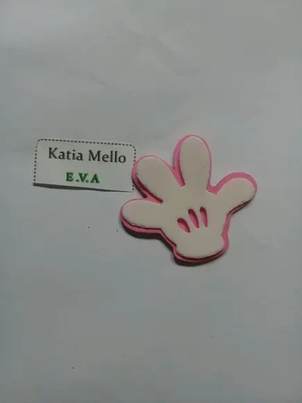 Luva do Mickey em eva