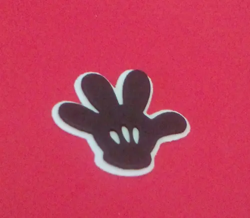 Luva do Mickey vazada em eva