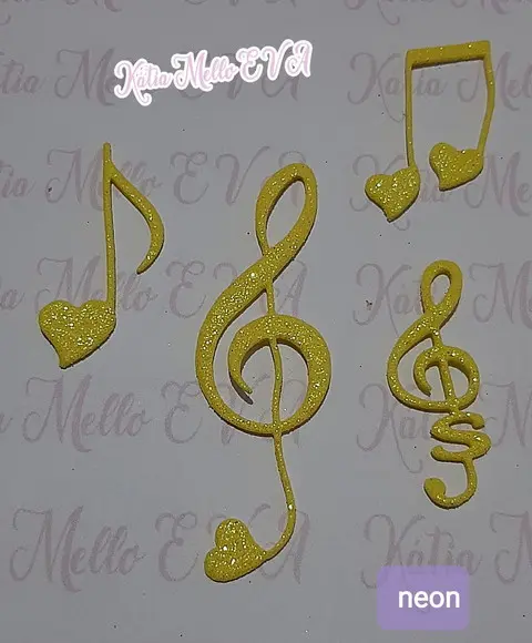 Notas Musicais em Eva Kit Neon