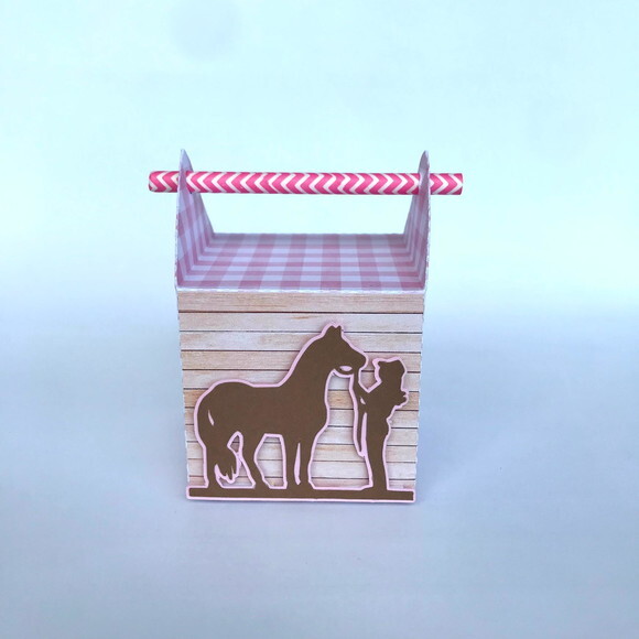 Kit Clássico Especial Personalizado Cavalo Menina: 20 Peças