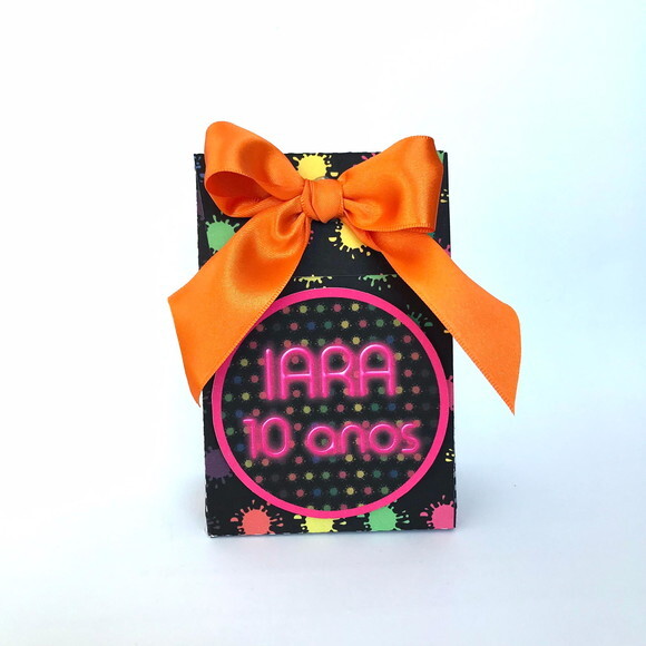 Kit Clássico Personalizado Neon (modelo 2): 20 Peças