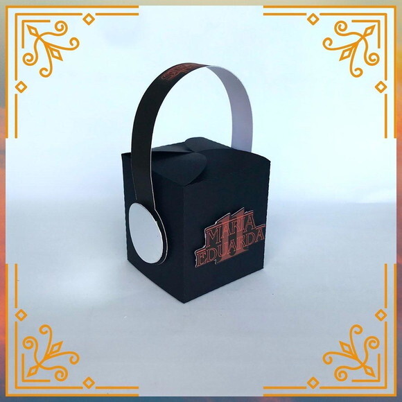 Kit Clássico Especial Personalizado Stranger Things: 20 Peças