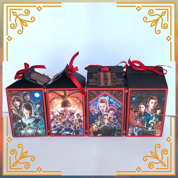Kit Clássico Especial Personalizado Stranger Things: 20 Peças