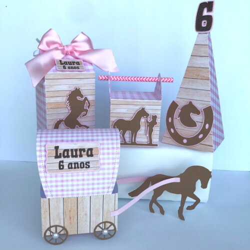 Kit Clássico Especial Personalizado Cavalo Menina: 20 Peças