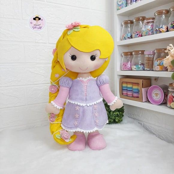Rapunzel Princesa em Feltro com 35 cm