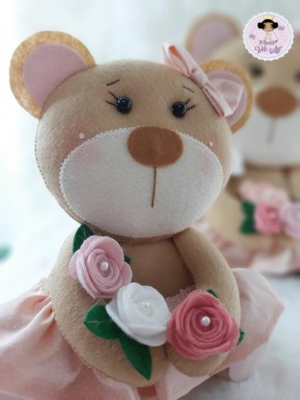 Ursinha Bebê Flores para Nicho 20cm em Feltro
