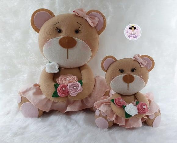 Ursinha Bebê Flores para Nicho 20cm em Feltro