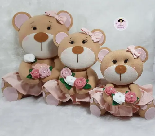 Ursinha Bebê Flores para Nicho 20cm em Feltro
