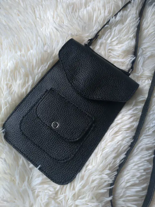 Bolsinha para Celular Vivian tiracolo preta