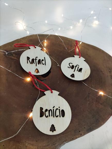 Bola de Natal em Madeira Personalizadas