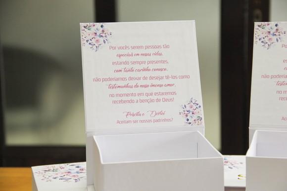 Caixa padrinhos