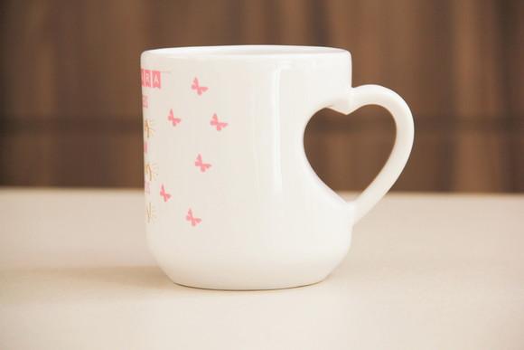 Caneca com alça de coração