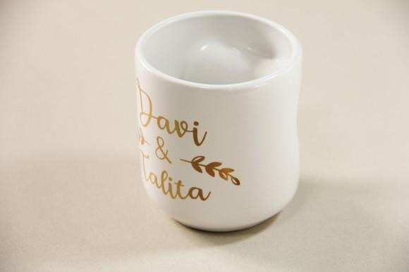 Caneca com Alça de Coração
