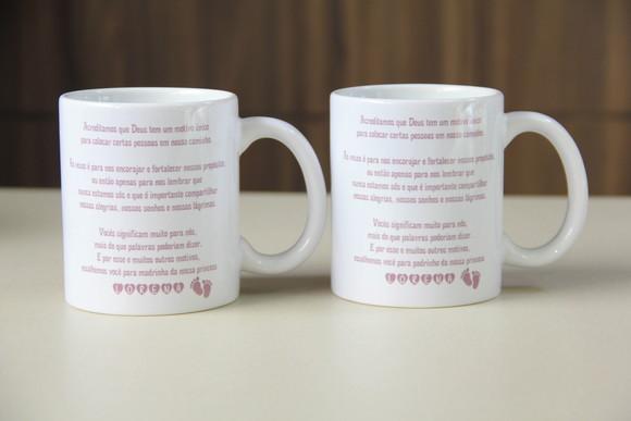 Caneca convite madrinha de batismo