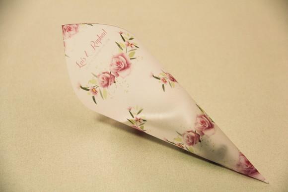 Cone para pétalas