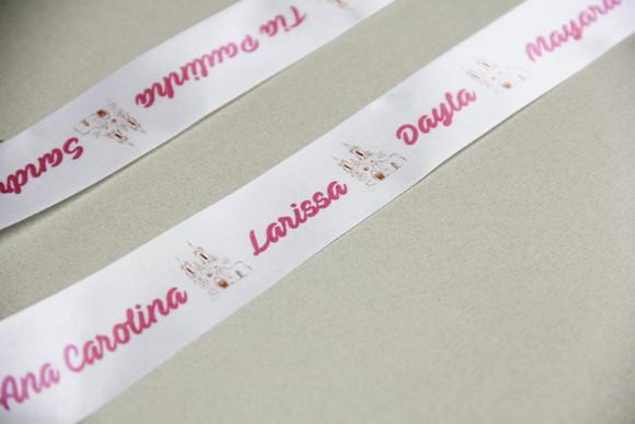 Fita nomes para a barra do vestido de noiva