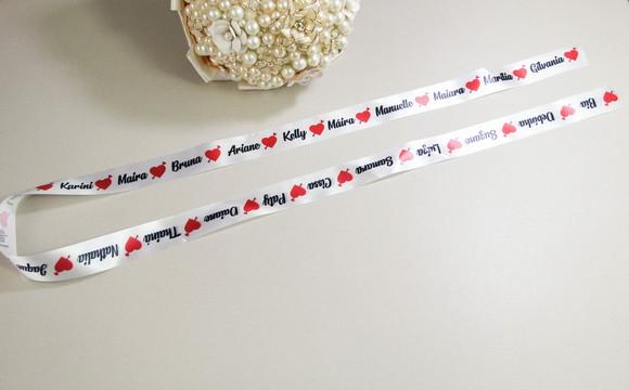 Fita nomes para a barra do vestido de noiva