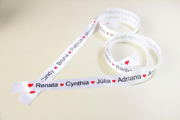 Fita Nomes para a Barra do Vestido de Noiva