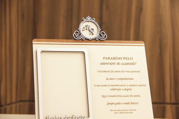Placa de homenagem